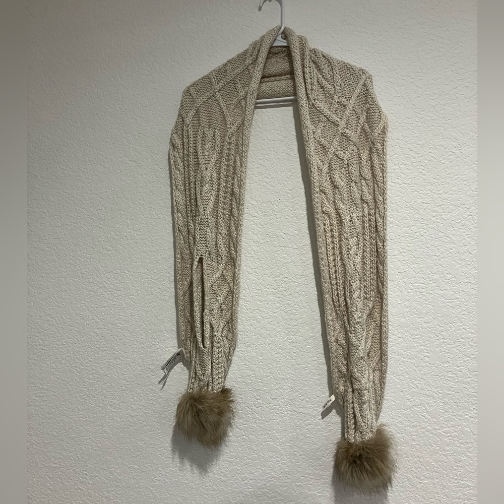 Women's Knit Wrap Scarf